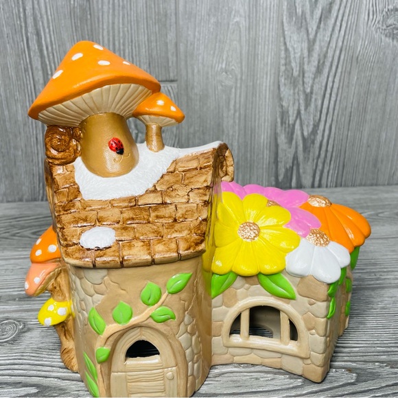 Vintage ceramic slip cast whimsical gnome home decoration garden decor lamp base - Picture 2 of 10